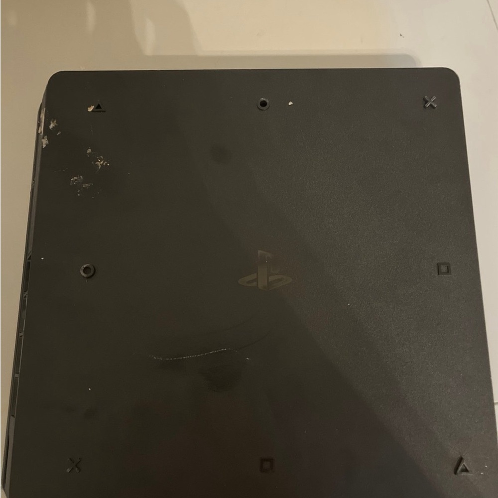 PLAYSTATION 4 (BLACK) COMES WITH 1 CONTROLLER!! (CAMO) BOTH CABLES - Picture 4 of 7